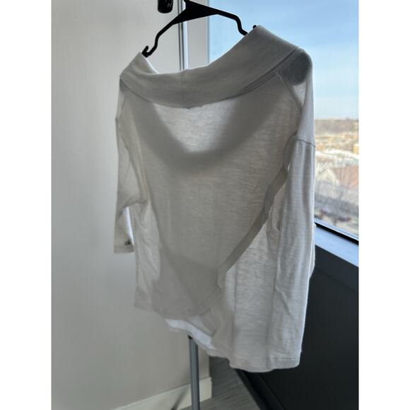 Alo White Long Sleeve Cowl Neck Pullover Top Kangaroo Pocket Women's Small - Picture 3 of 16